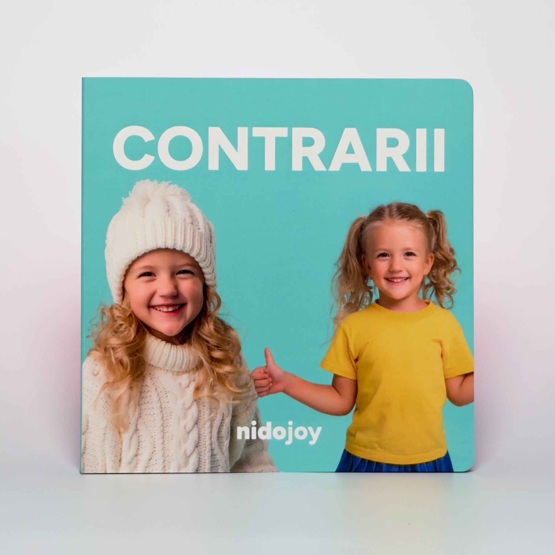 „Contrarii” – Carte cartonată